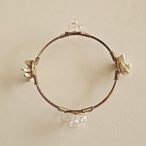 🦋 Wire Wrapped Bangle Bracelet Faceted Glass Bead Wire stones Gold Tone